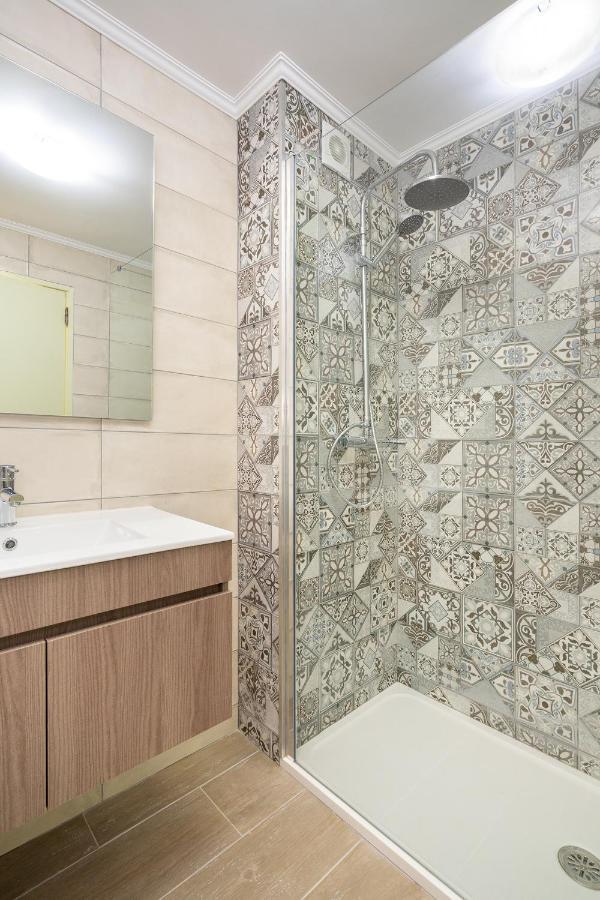 Acqua Vista Family Apartment - 200M From Beach Porches  Exterior photo